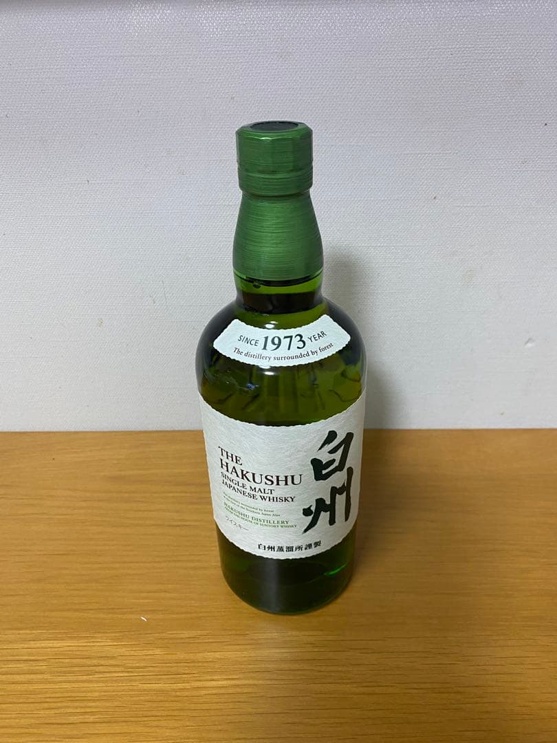 白州ノンヴィンテージ　シングルモルトウイスキー 700ml 43%