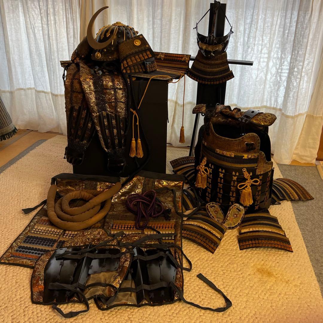 美品！『薩摩丸武工房製』【現代　甲冑 等身大】黒色胴当世具足一式　『日本 鎧』