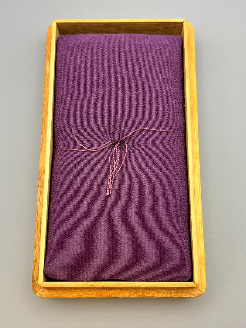 刀装具 劉海戲金蟾図小柄 勝寿在銘 四分一地 鋤出高彫 金銀象嵌色絵 化粧箱