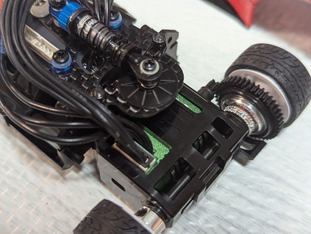 ミニッツ　mr-04 evo2シャーシ　glレーシング　フェラーリボディー