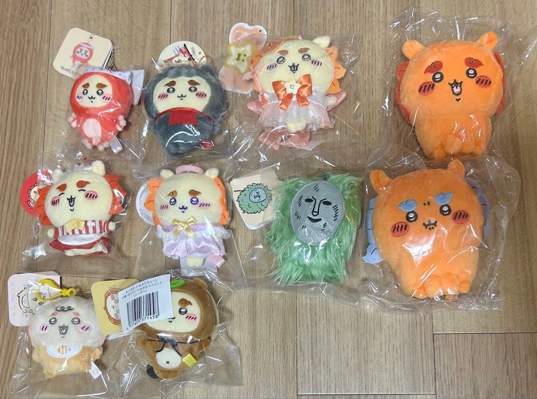 ちいかわ　シーサー　マスコット　ぬいぐるみ