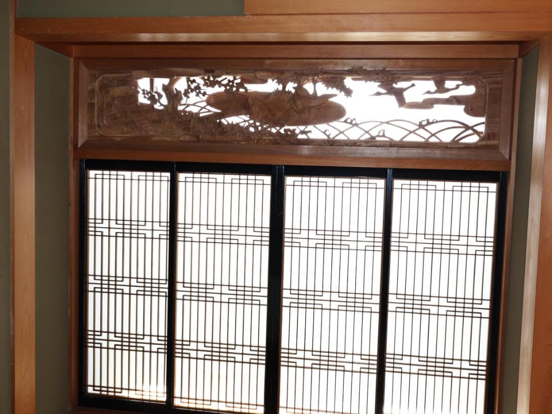 BK193　高級建具　井波彫刻 濱坂中義 作　書院　欄間　水鳥に庭園の図