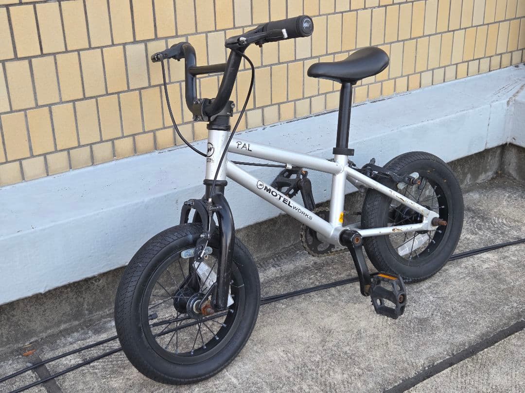 MOTEL WORKS 12インチ自転車 BMX
