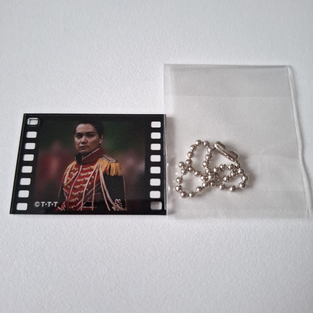 キングオージャー　チャーム　スタンド　ギラ　ラクレス