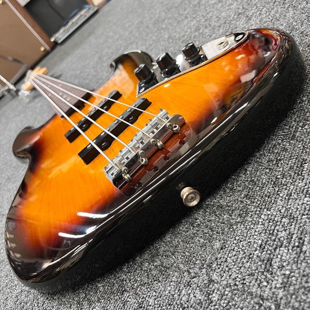 【10297】 Bacchus フレットレスベース サンバースト