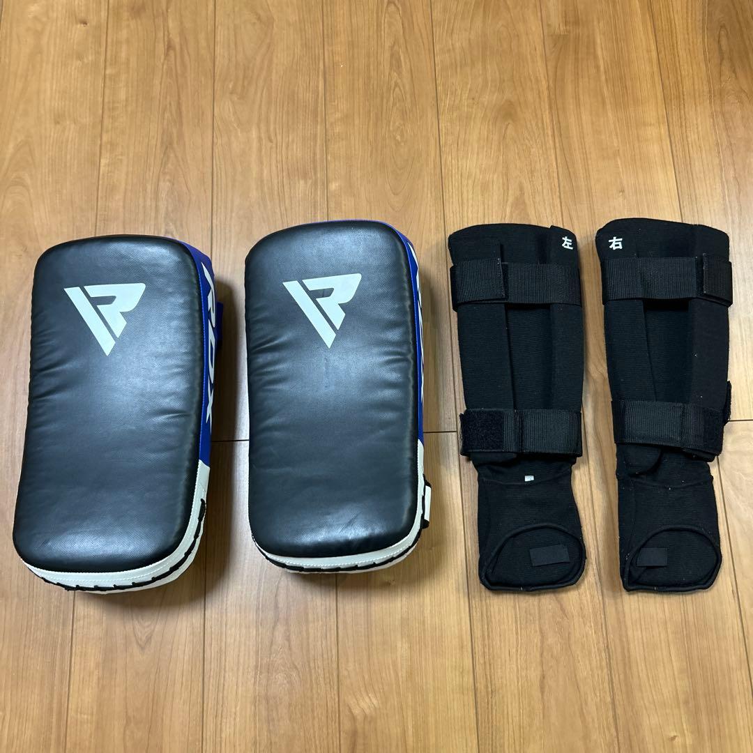 RDX 正規品　ボクシングキックミット　両手セット　イサミ