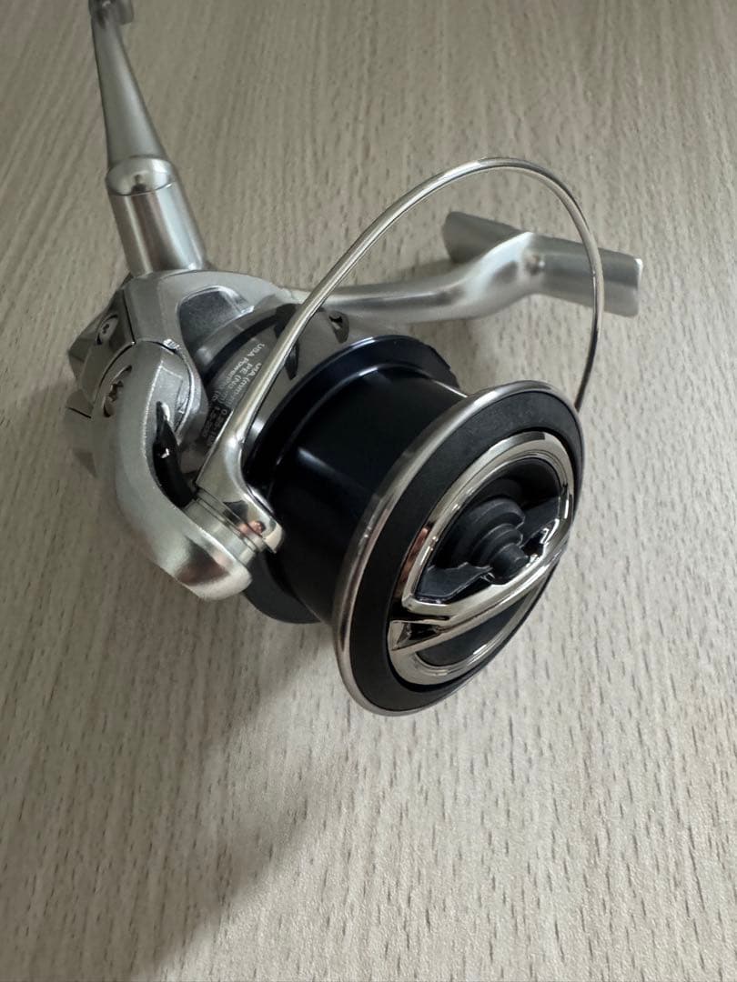 23ストラディック 4000MHG 新品未使用 ハンドルノブカスタム