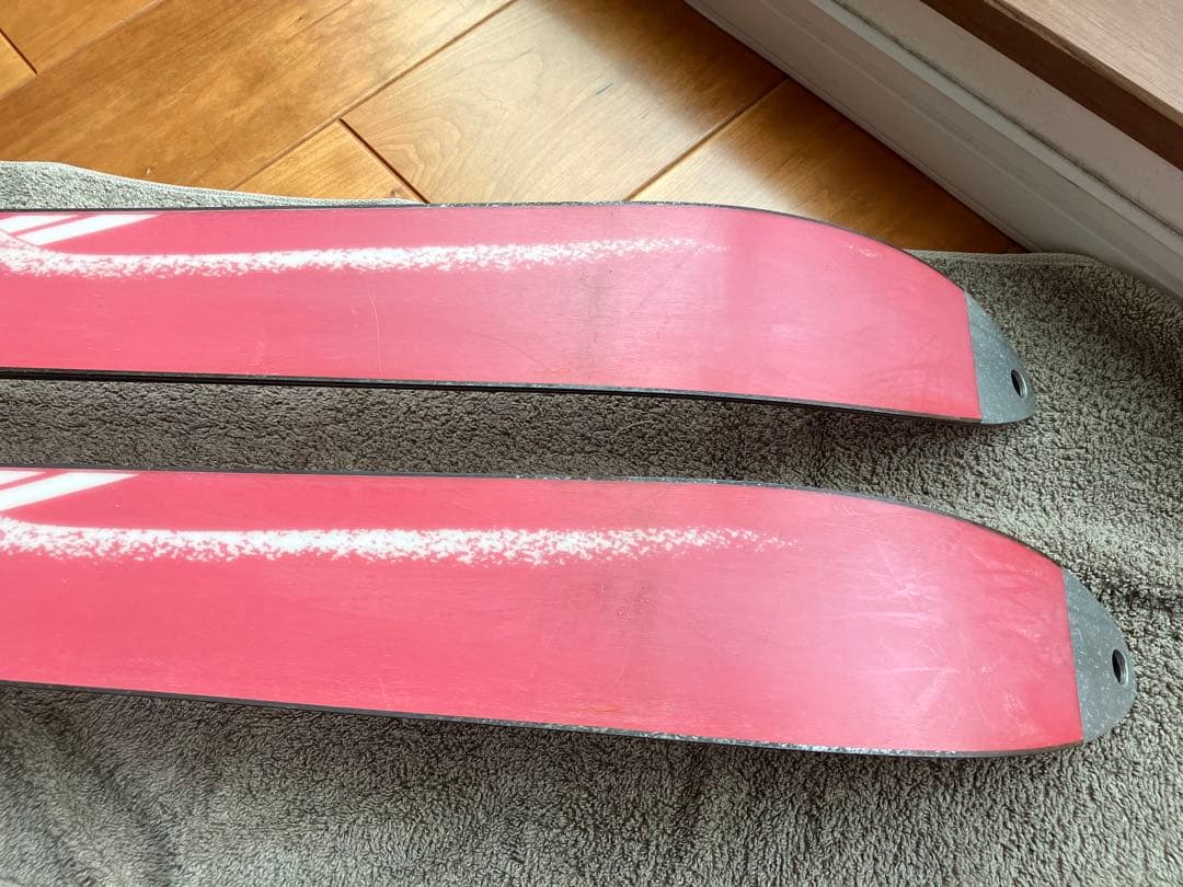 山スキー　ロシニョール/ネパール 180cm、シール、ストックリング付き