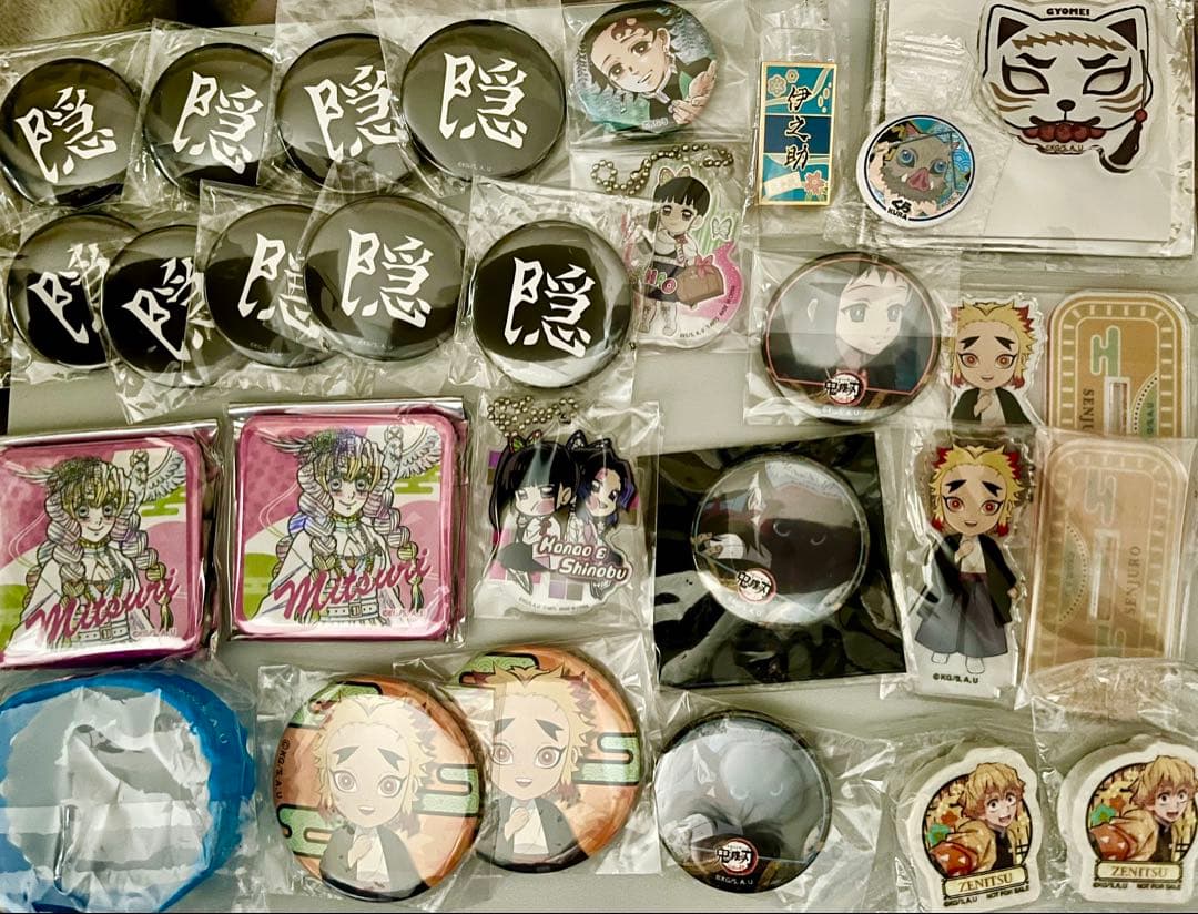 鬼滅の刃 奏 原画グリッター缶バッジ 甘露寺蜜璃 カナヲ しのぶ