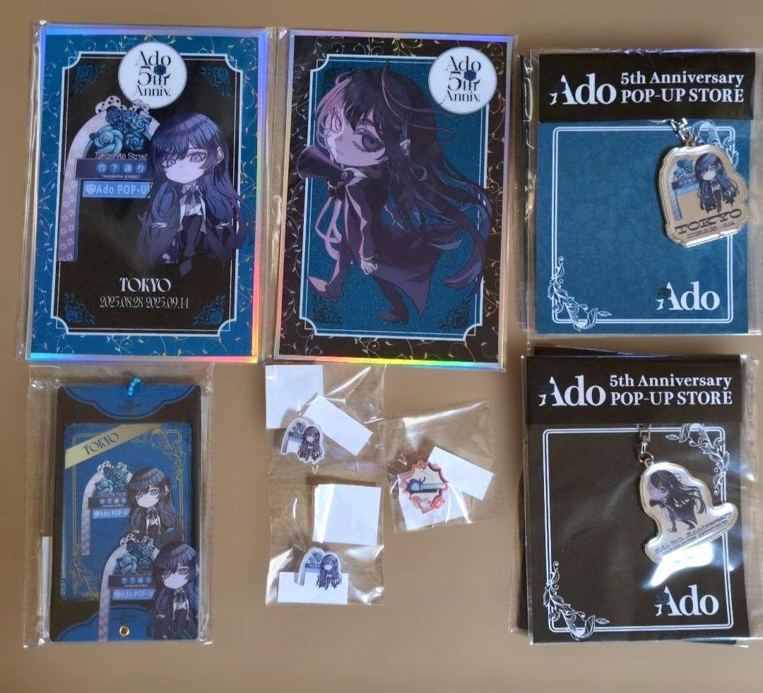 Ado ホログラム色紙　東京　全店共通　アクリルトレカケース他