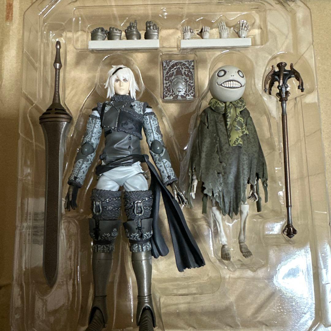 サントス BRING ARTS(ブリングアーツ) ニーア&エミール