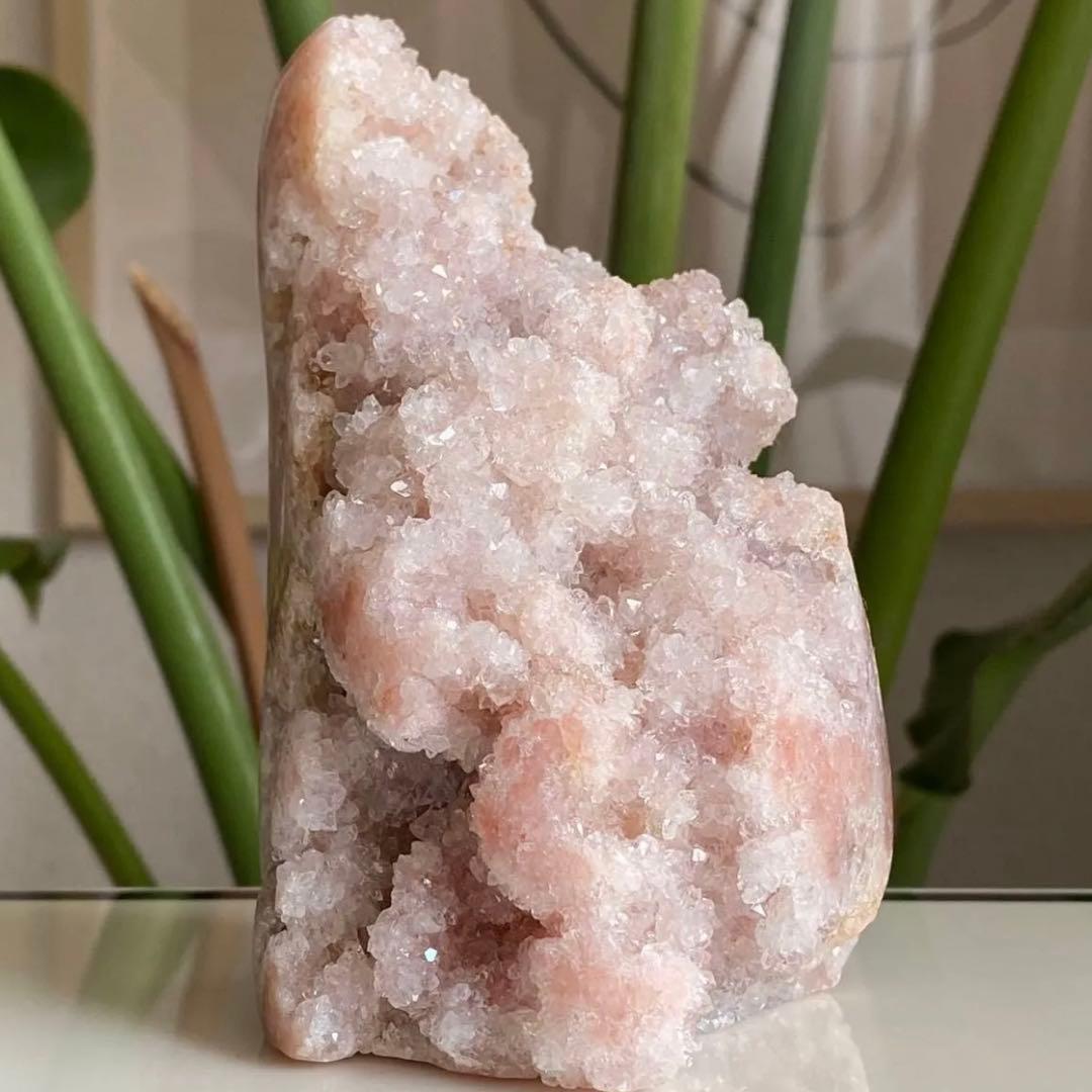 【 キラキラ ドゥルージー ピンクアメジスト 原石 約660g ドーム 】