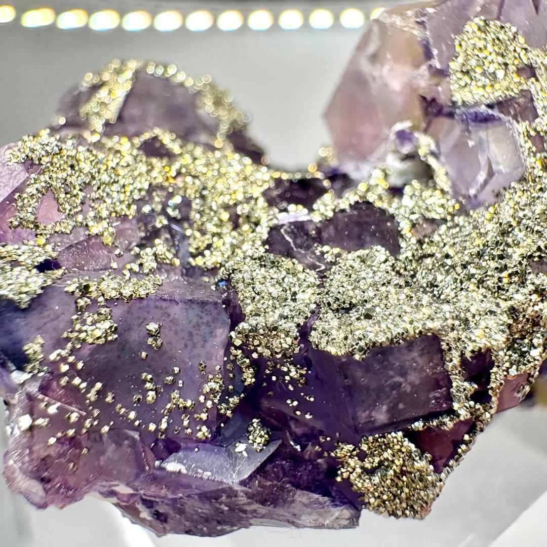 563 中国 内モンゴル産 フローライト&パイライト