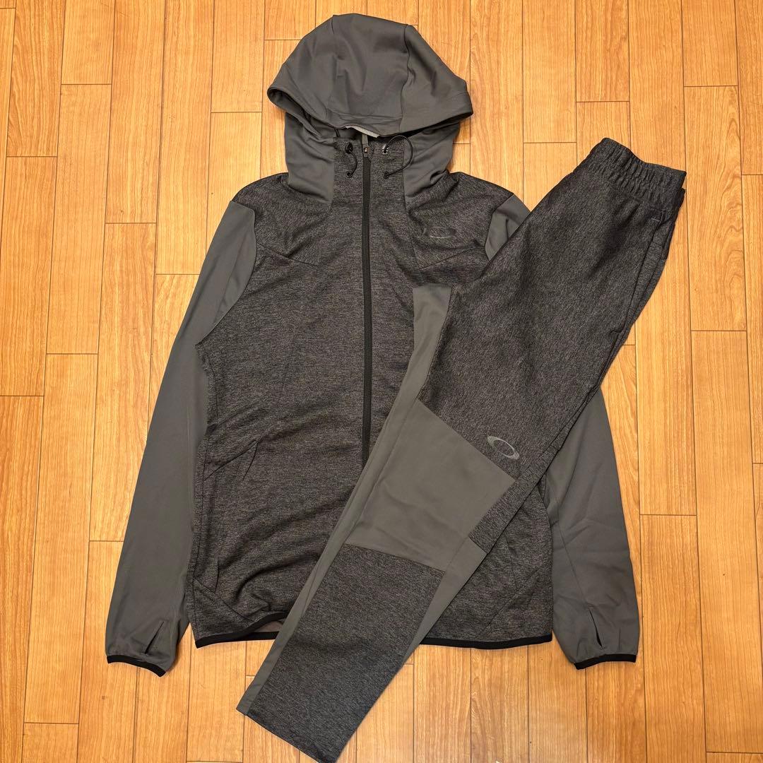 OAKLEY/オークリー/セットアップダークグレー