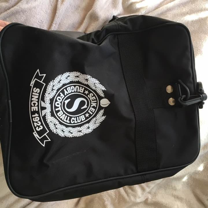 某大学のボストンバッグ