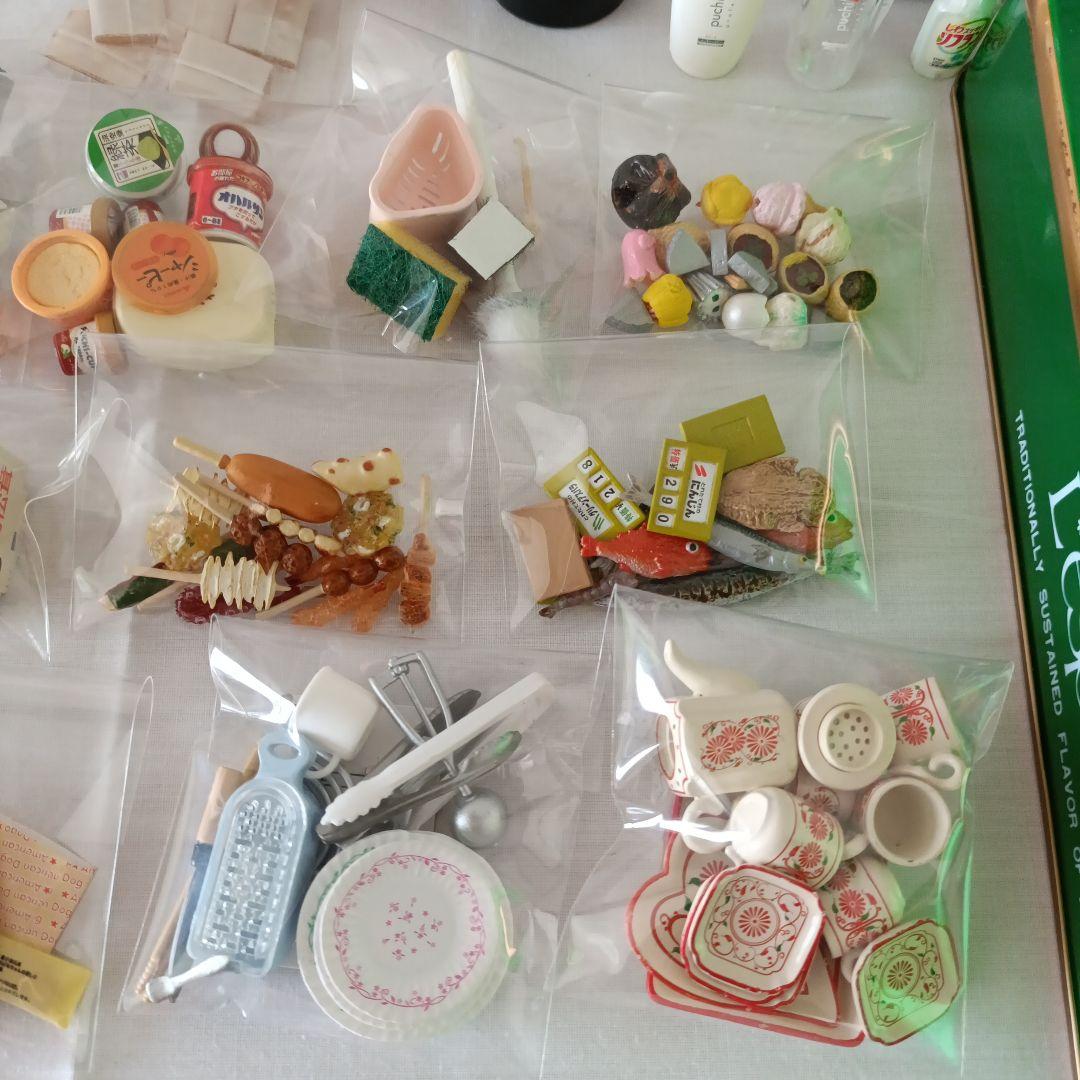 ミニチュア食品と小物セット リーメントエトセトラ