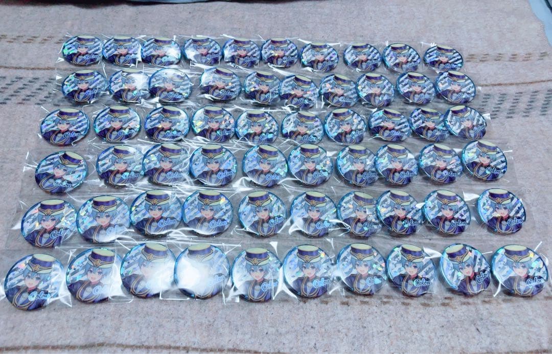 すとぷり ころんくん 8周年 ホロ缶バッジ 等身 60点