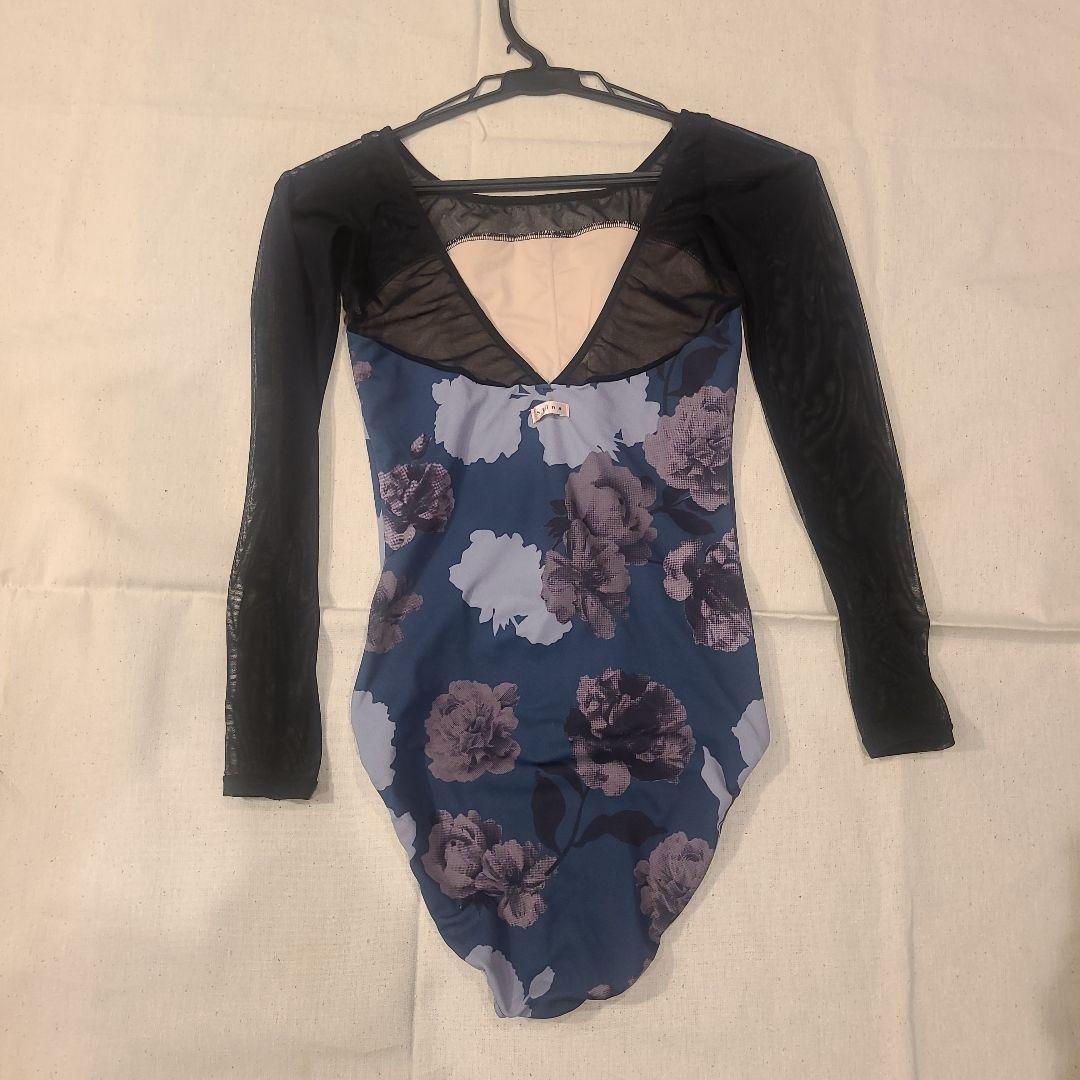 stina 花柄長袖レオタード Mサイズ