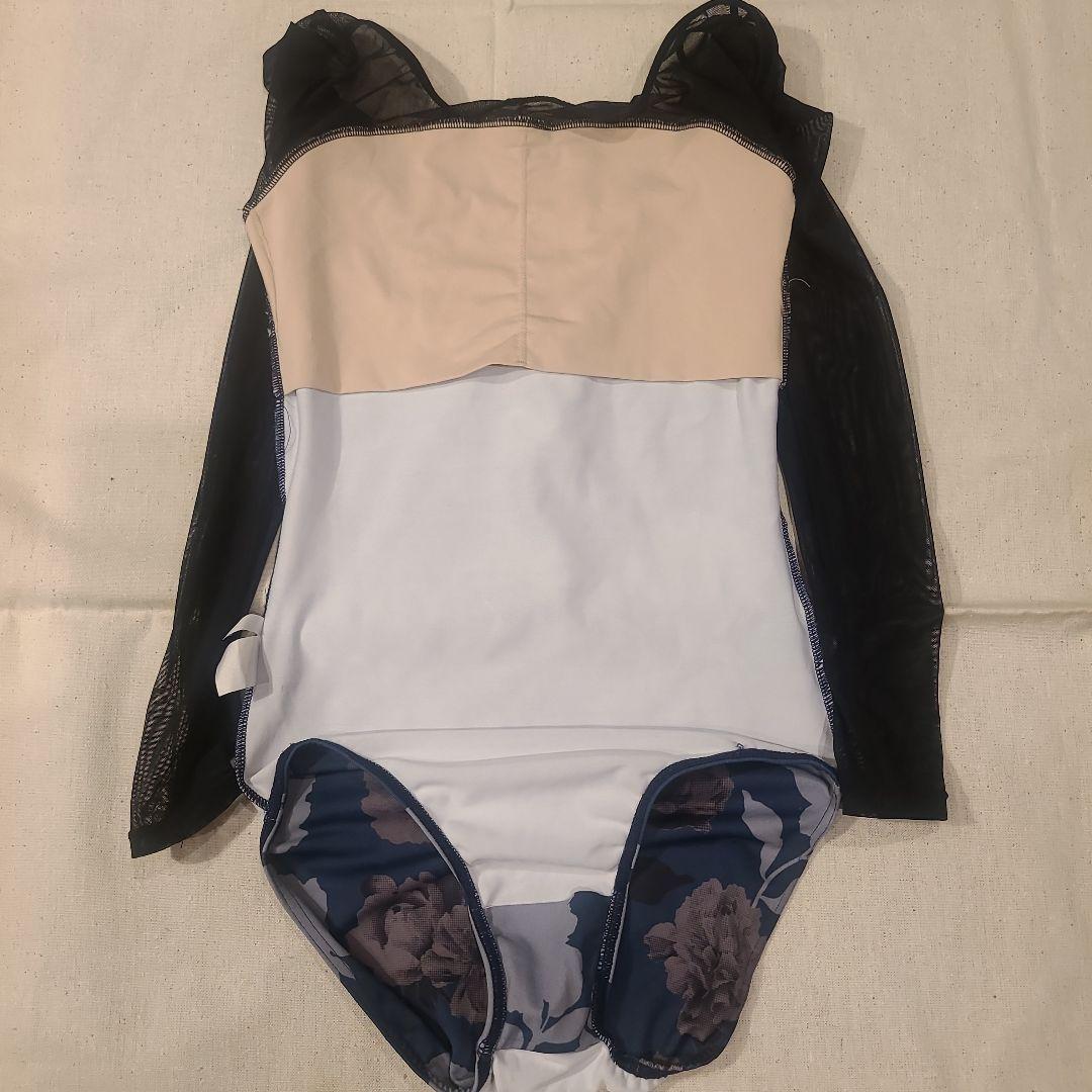 stina 花柄長袖レオタード Mサイズ