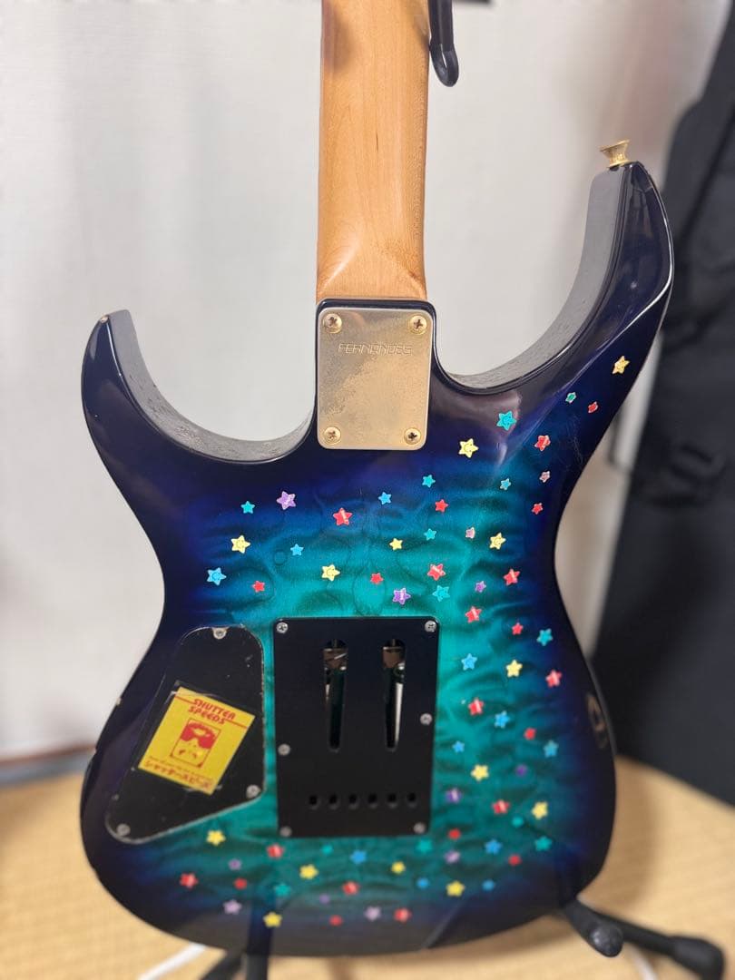 青緑色 エレキギター fernandes