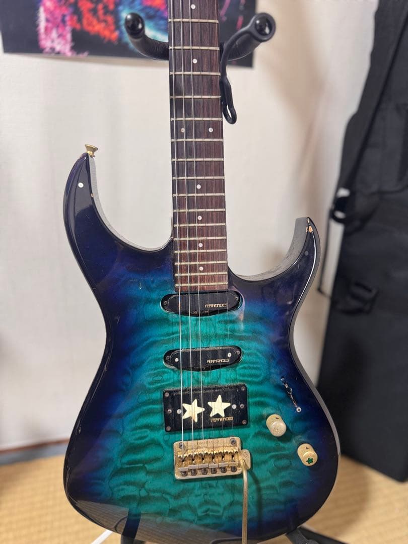 青緑色 エレキギター fernandes