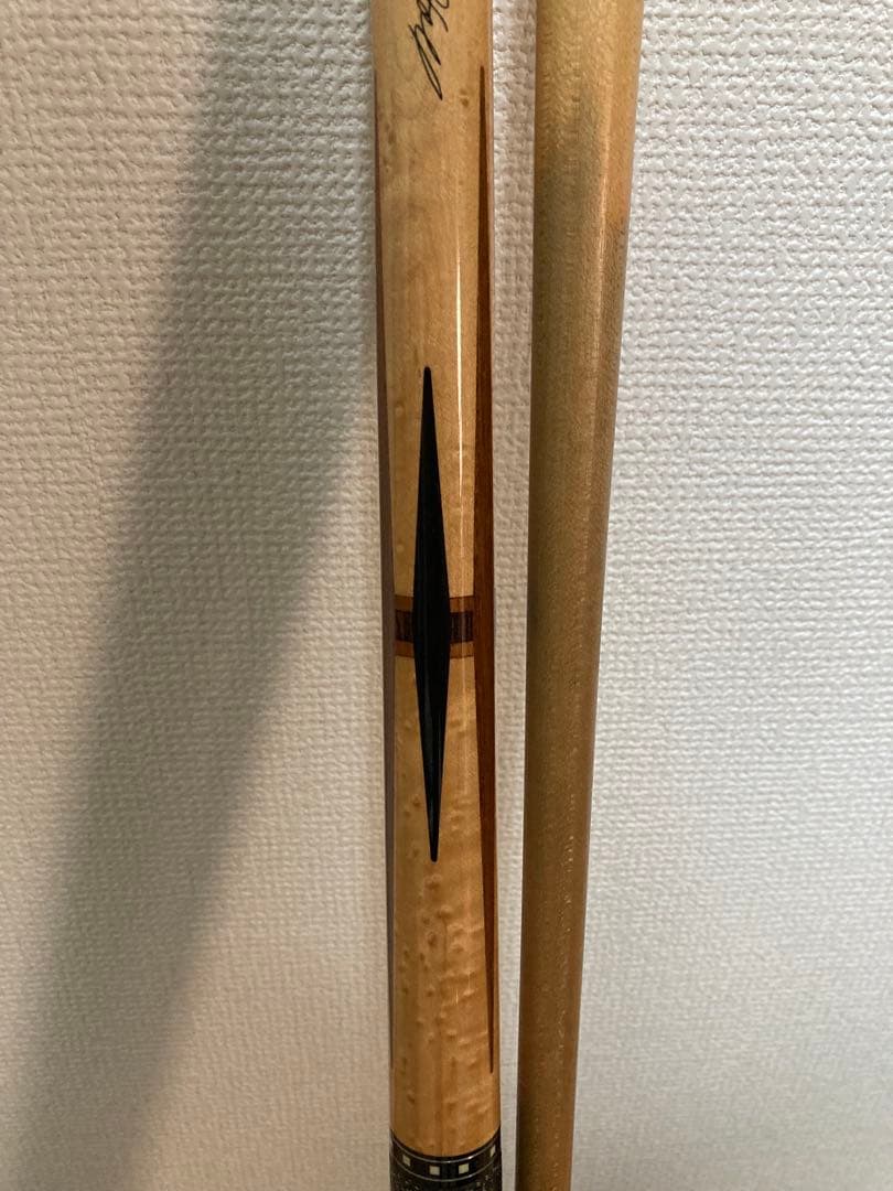 Buddy Hall 314 ビリヤードキュー　ルカシー