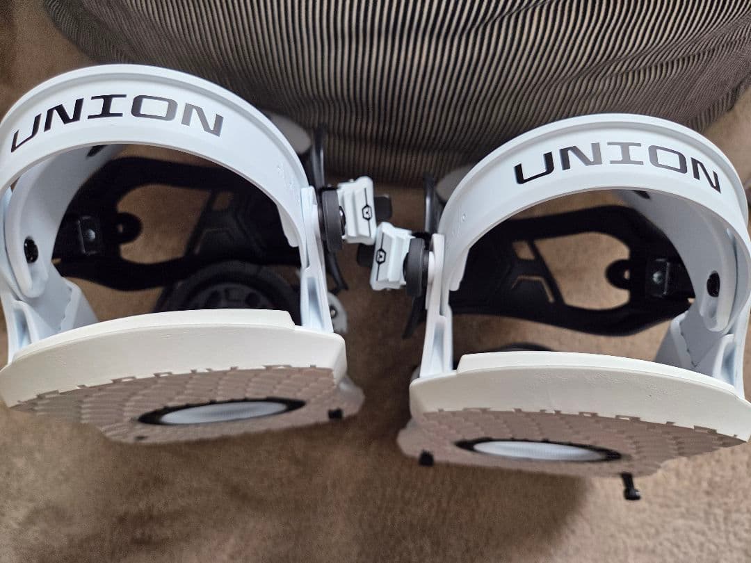 UNION STRATA 2023-2024モデル・ホワイト