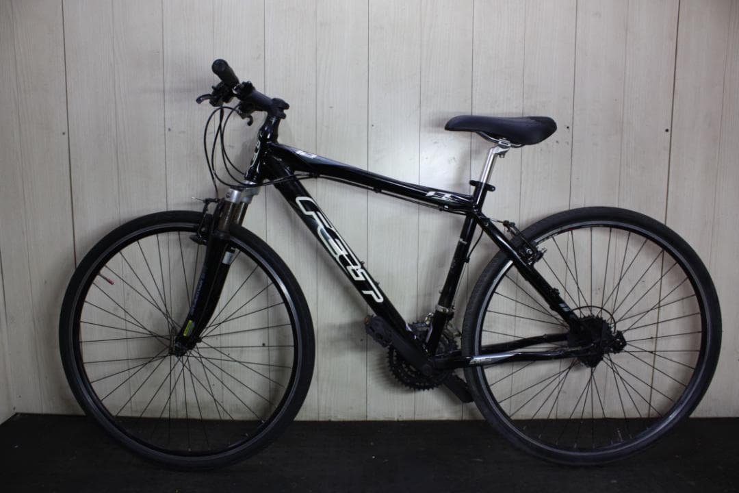 FELTフェルト F-LITE 700C アルミ 24速 480mmクロスバイク