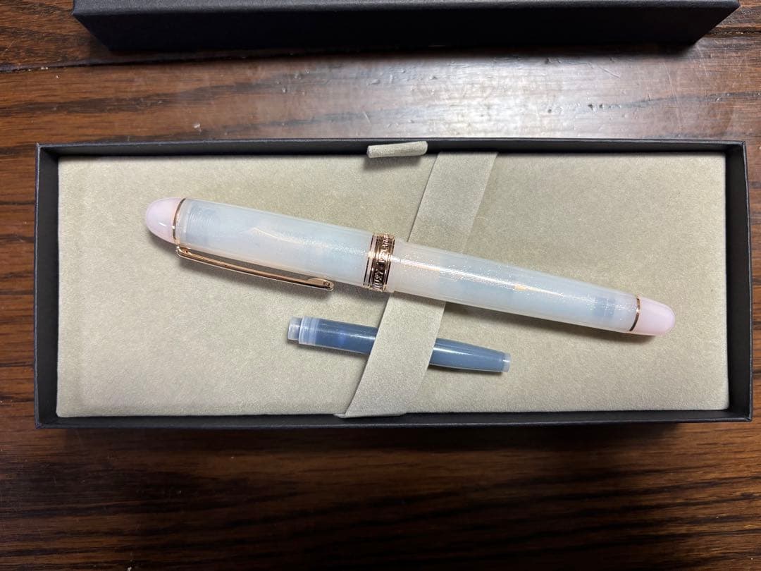 【希少中古美品】八文字屋オリジナル 初雪 F