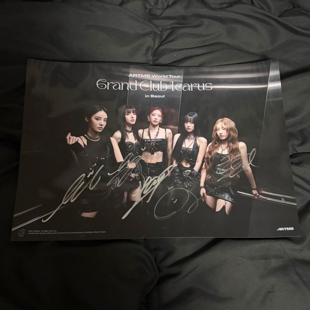 直筆サイン ARTMS LOONA Club Icarus ポスター