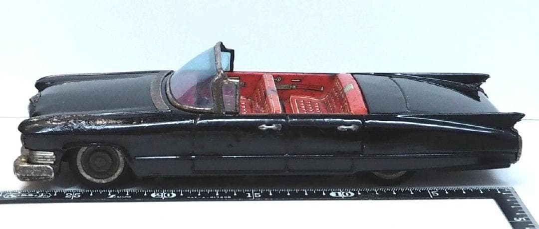 萬代屋 60sキャデラック コンバーチブル大 黒リペイントtinブリキcar箱無