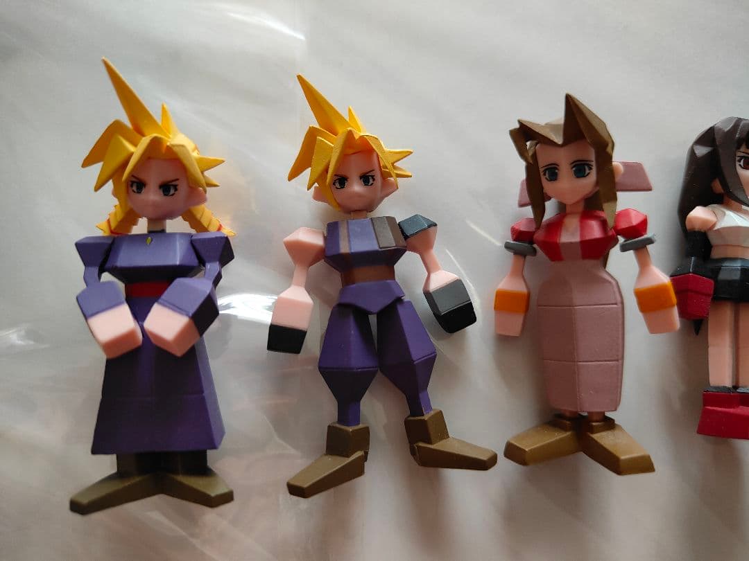 ファイナルファンタジーVII リメイク発売記念くじ G賞ミニフィギュアSale中