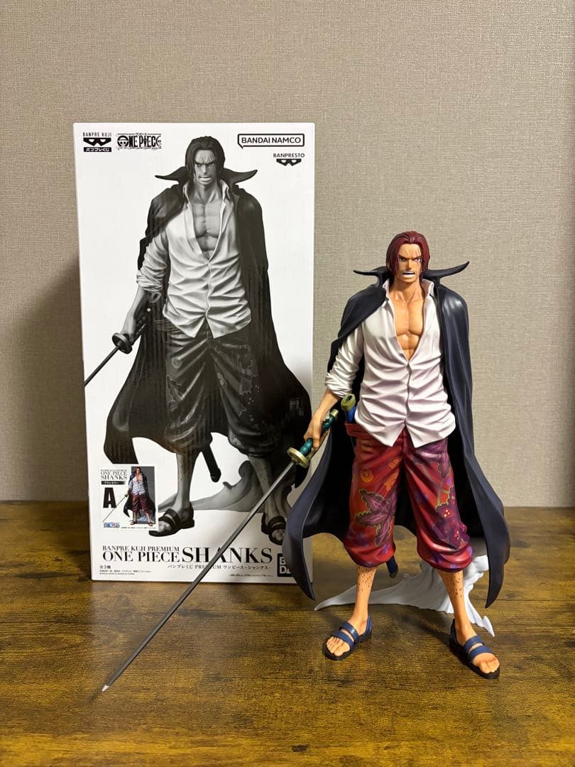 ワンピース　バンプレくじ　A賞　シャンクス