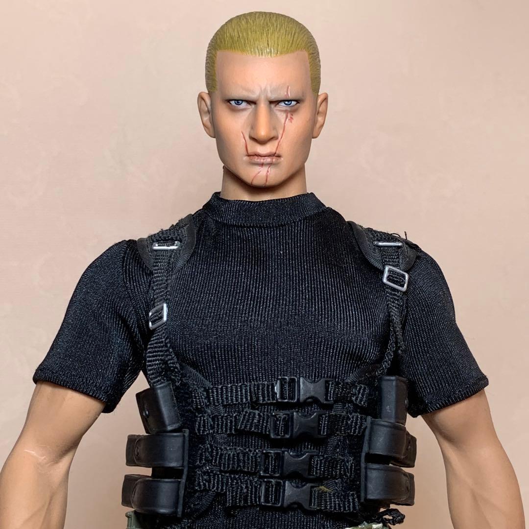 ホットトイズ　ビデオゲームマスターピース　バイオハザード４　ジャック・クラウザー