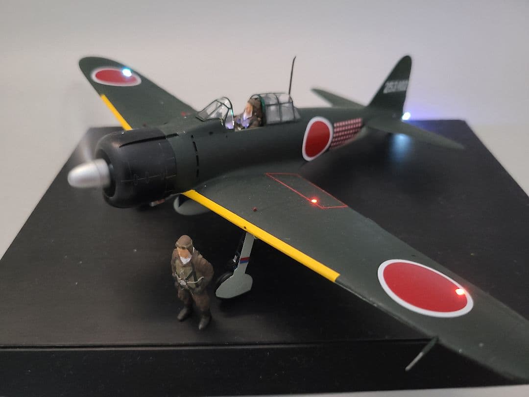 零式艦上戦闘機21型 岩本 徹三 飛曹長搭乗機リアルモーターライズ完成品