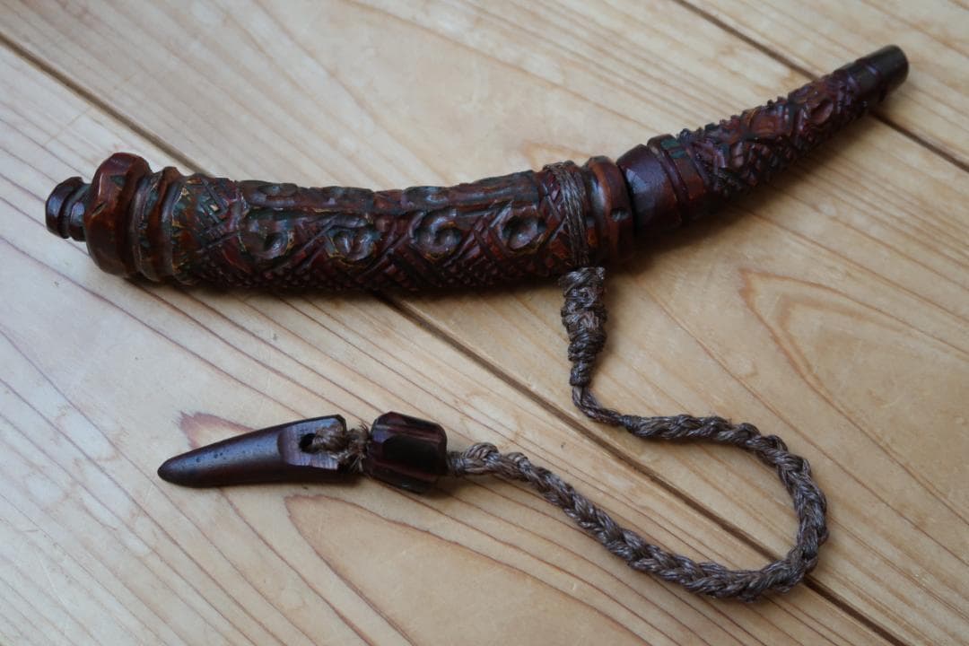 アイヌ　マキリ　メノコ　マキリ彫刻装飾