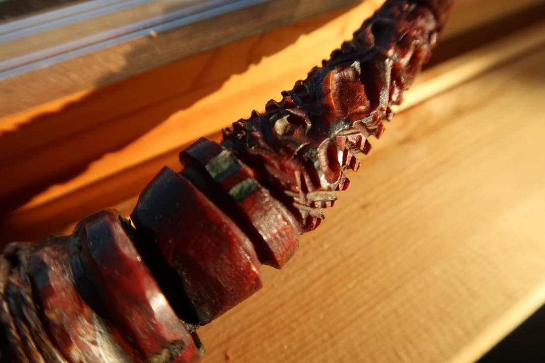 アイヌ　マキリ　メノコ　マキリ彫刻装飾