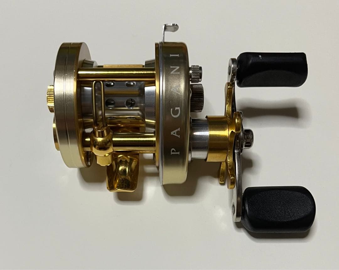 ナ*ナ様 MEGABASS PAGANI P300L