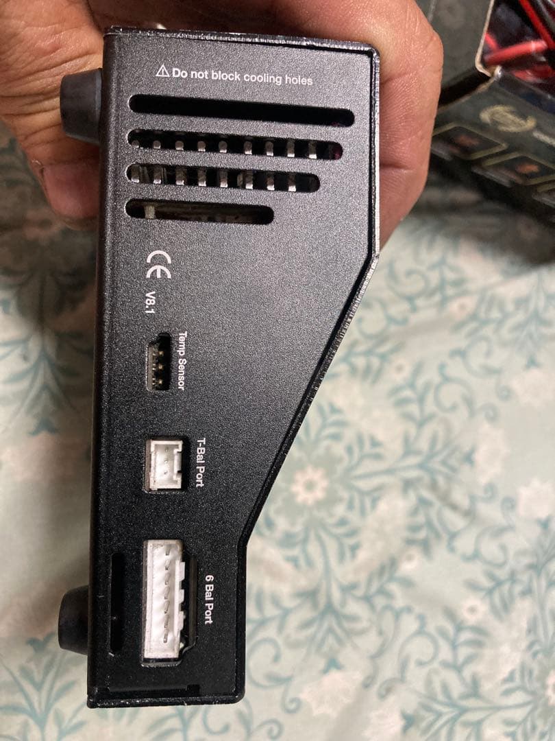 マッチモア　最上級充放電器 ダブルアクセル　同時に2本充放電