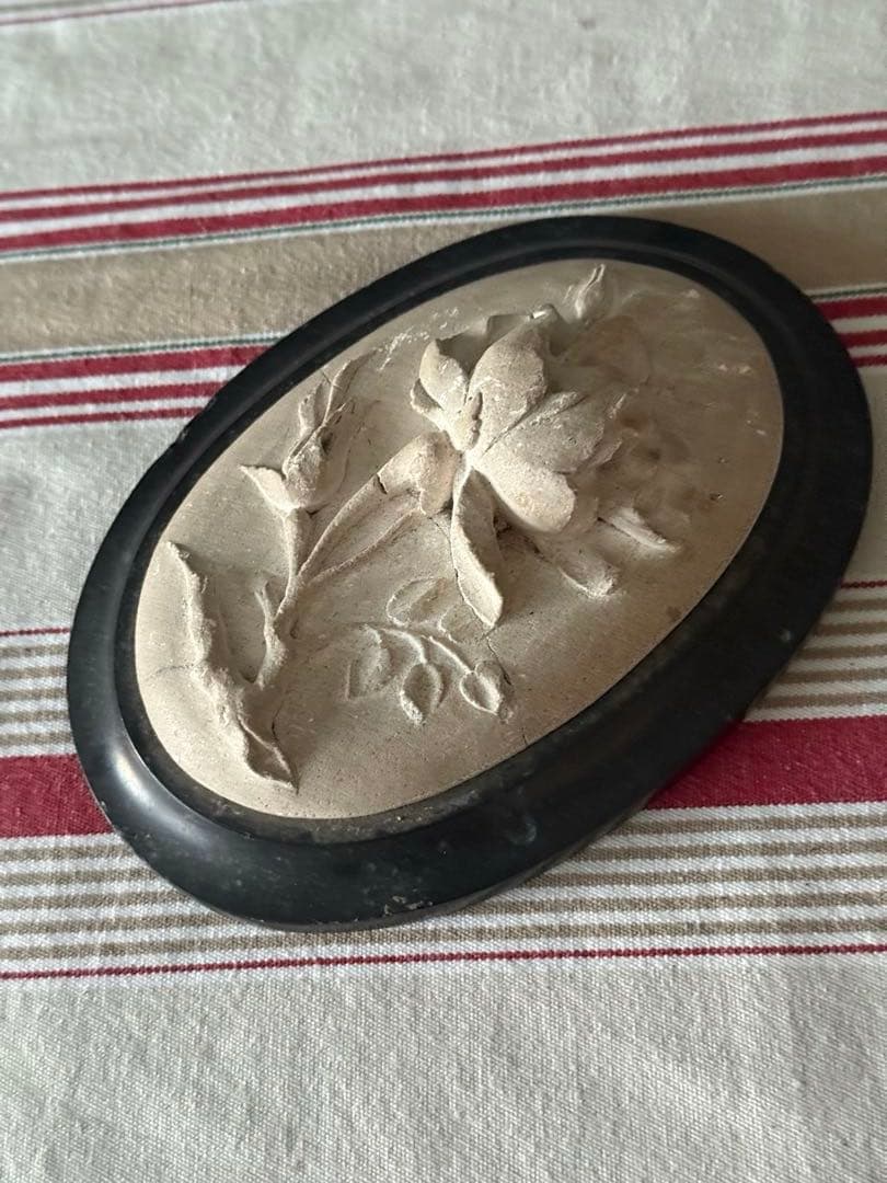 フランスアンティーク　花とバラの彫刻 アンティーク雑貨