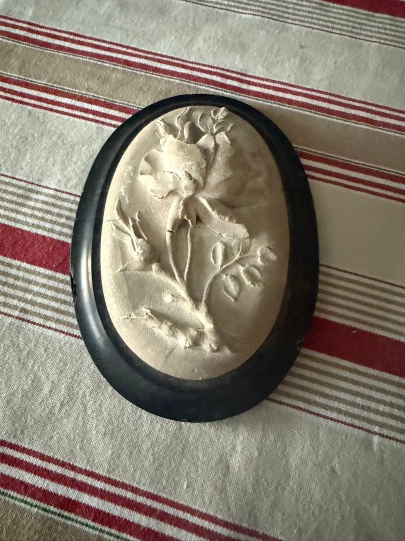 フランスアンティーク　花とバラの彫刻 アンティーク雑貨