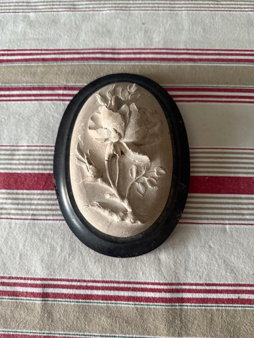 フランスアンティーク　花とバラの彫刻 アンティーク雑貨