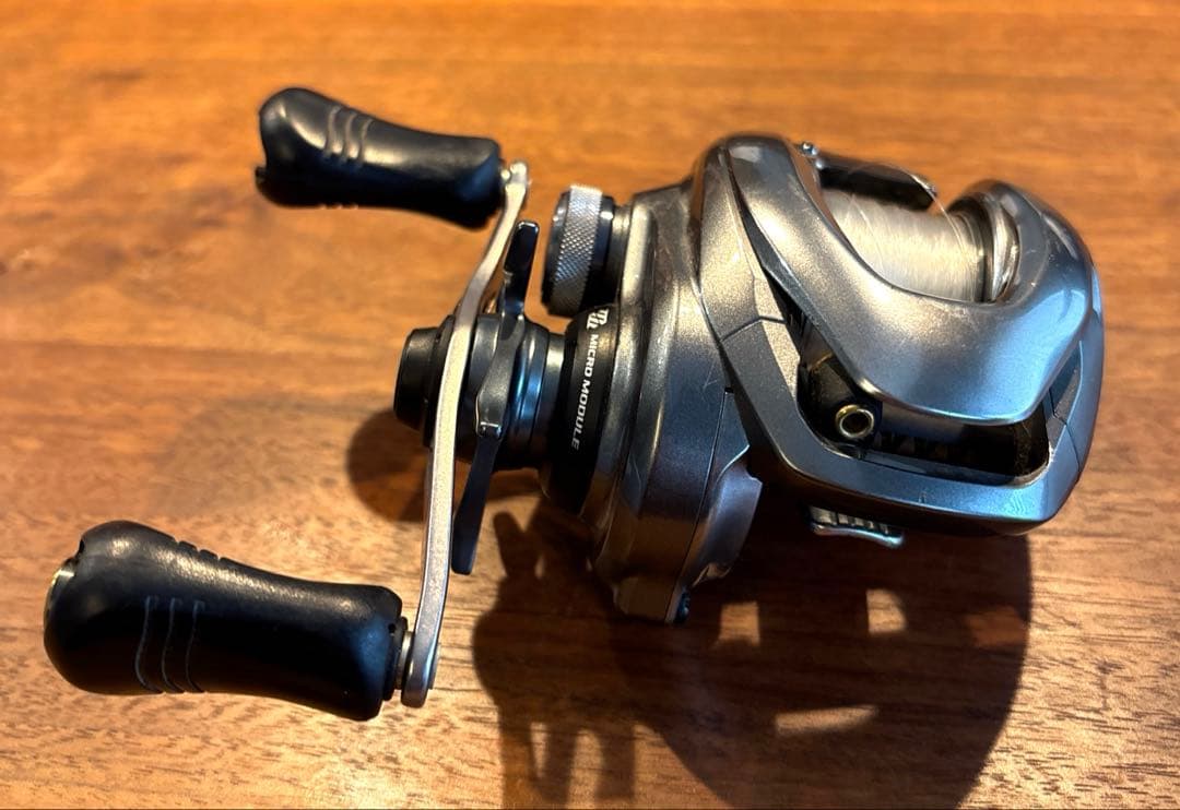 シマノ 15メタニウムDCHG 右ハンドル 動作良好