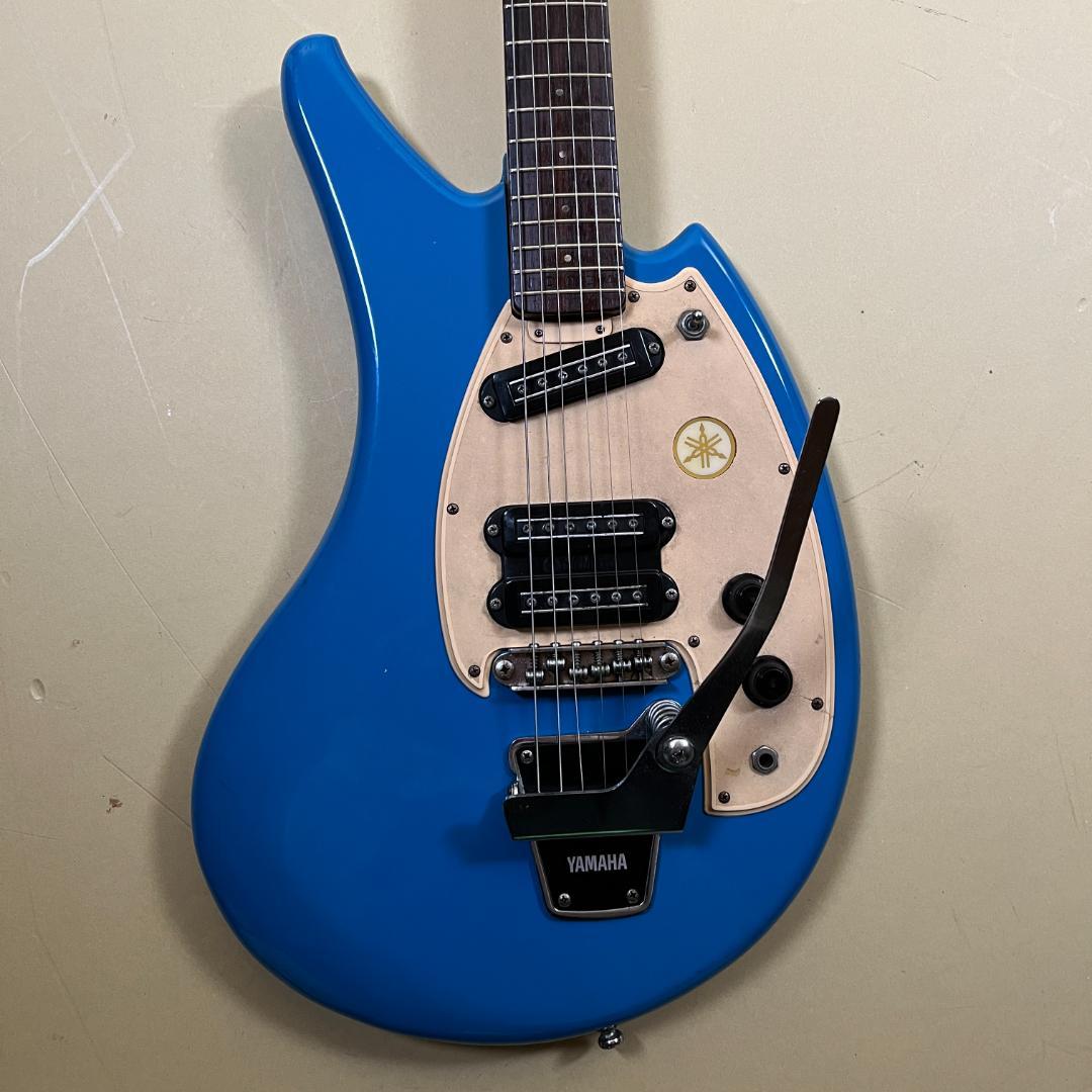 ギター Yamaha SG-2C Flying Banana Guitar Blue