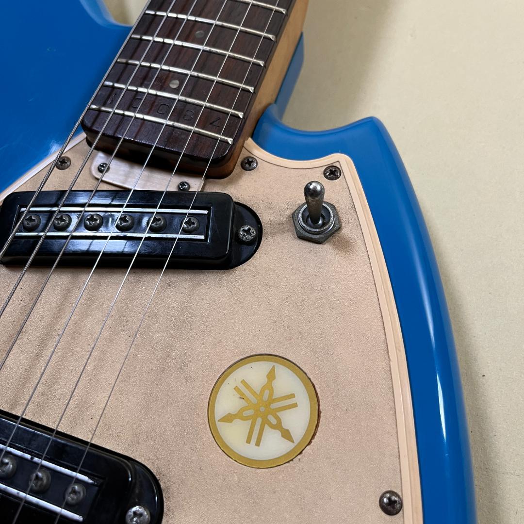 ギター Yamaha SG-2C Flying Banana Guitar Blue