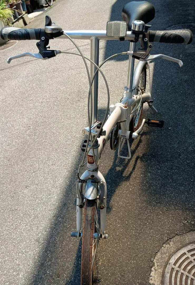 FIAT　折り畳み自転車　7段変速機　白色