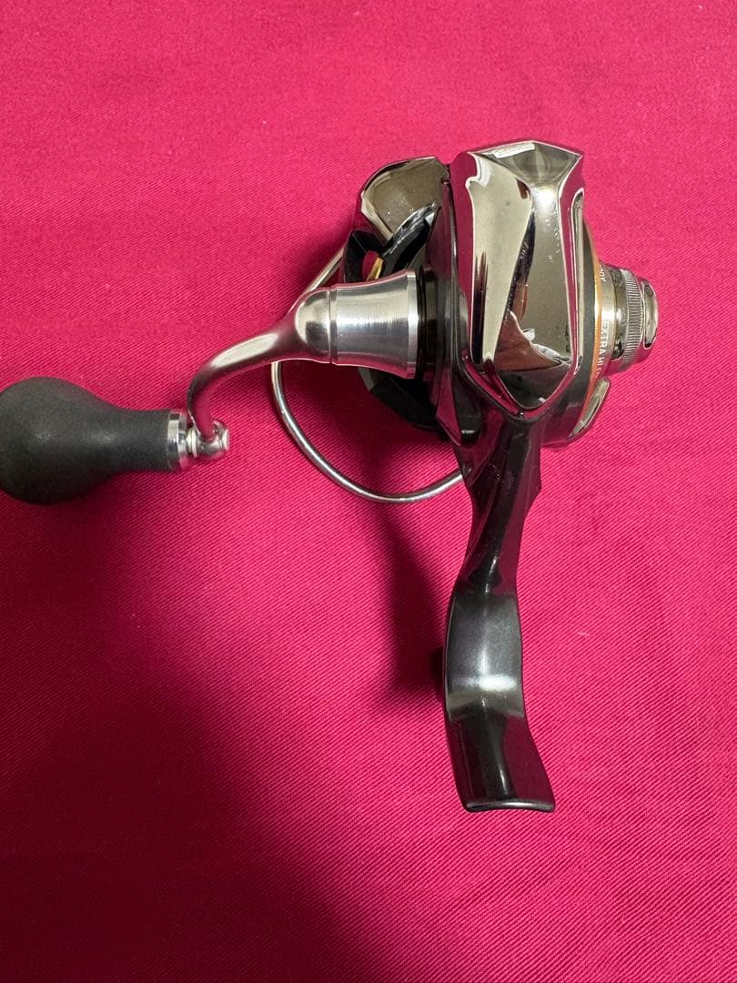 ダイワ ルビアス LT2500-XH RCSハンドルカスタム ハイギア 箱付