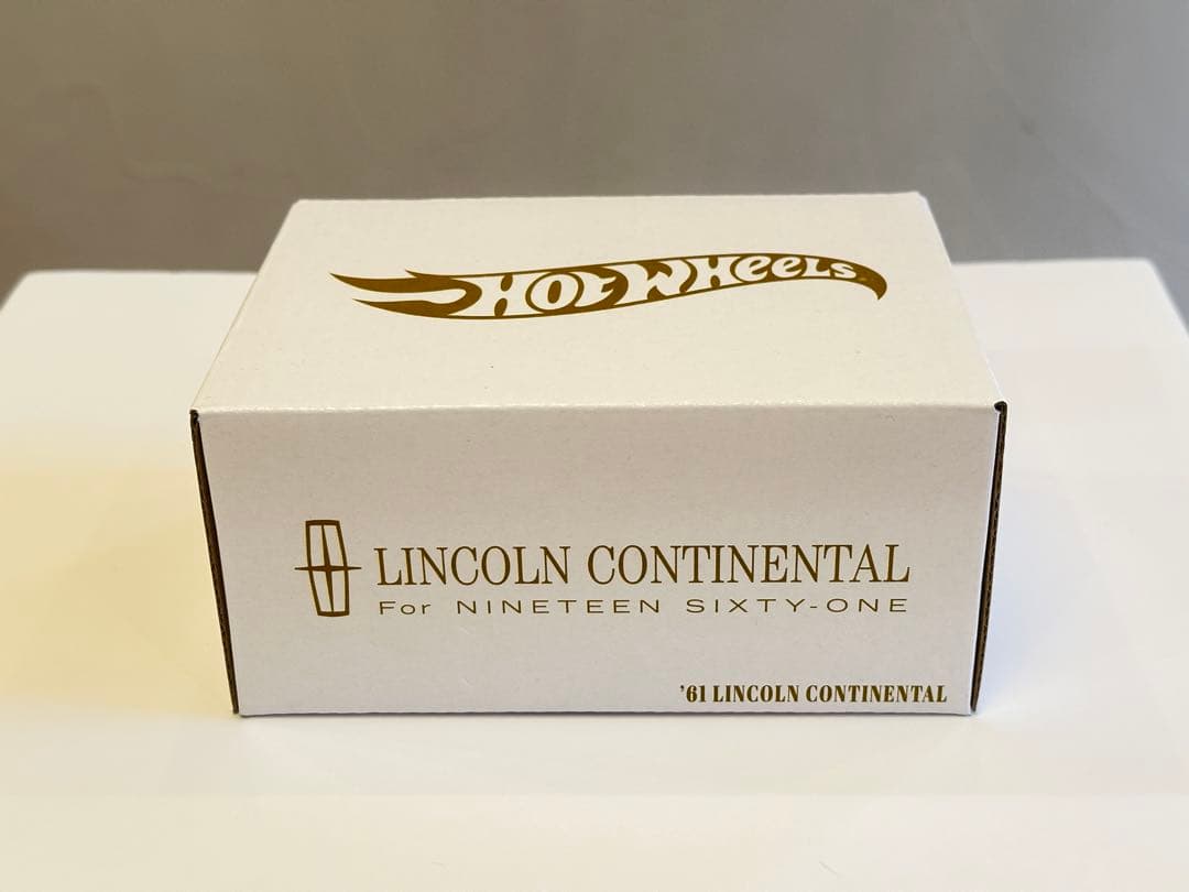 ホットウィールRLC Lincoln Continental 1961