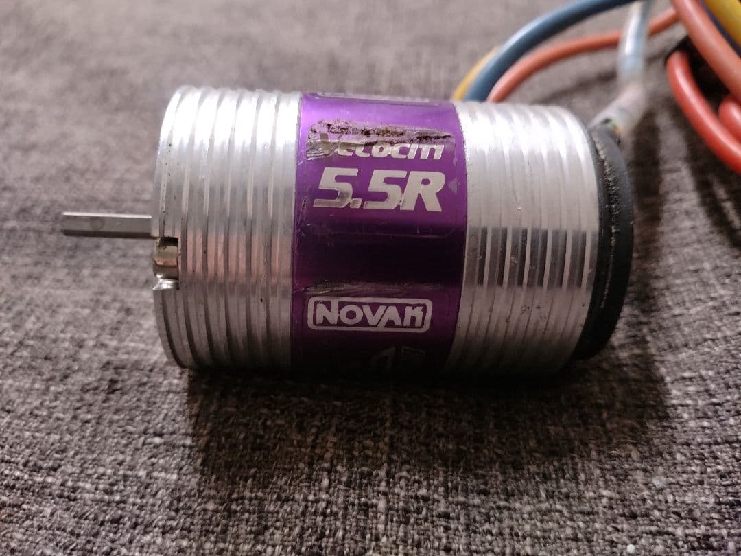NOVAK Velocity 5.5RブラシレスモーターGTBアンプセット