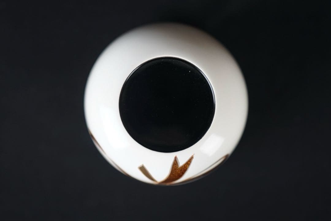 池之浦 大起 作 カーネーション 蒔絵 白漆棗 箱付 茶道具